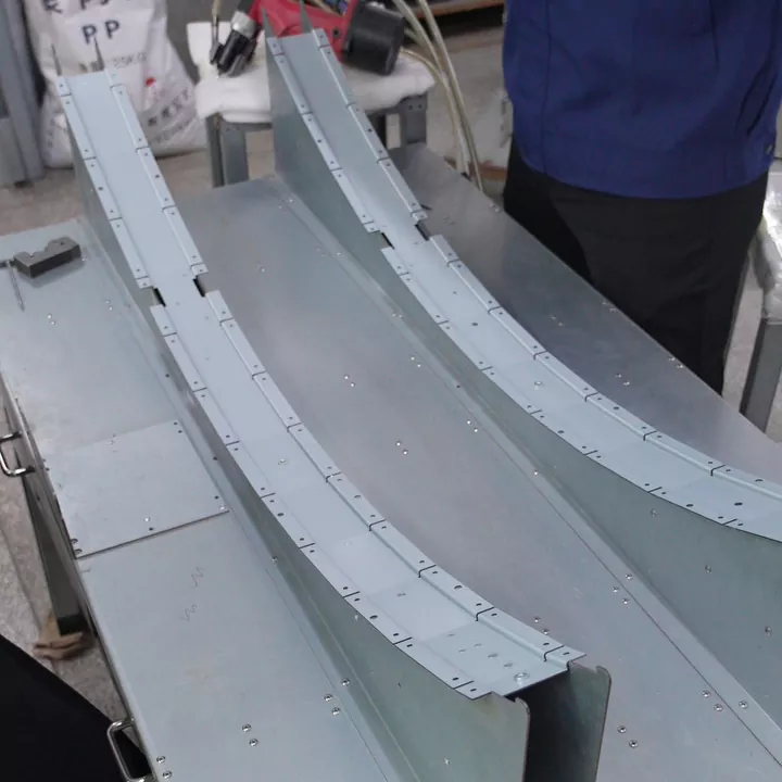 LCD-skärm Plåtbearbetning