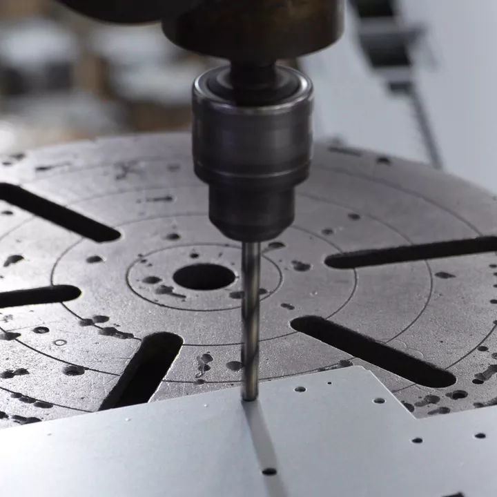 Precisionshölje i CNC-plåt